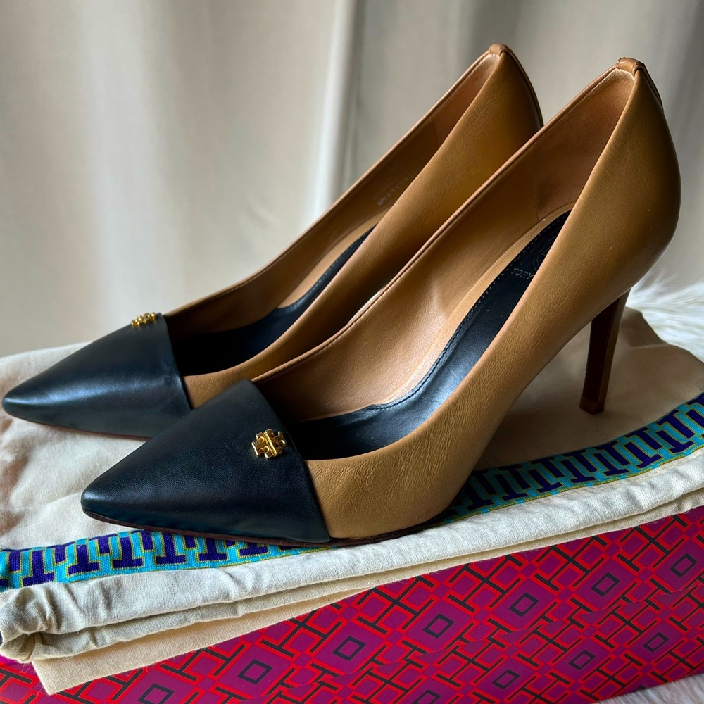 Classic Tory Burch Pumps Size 6
